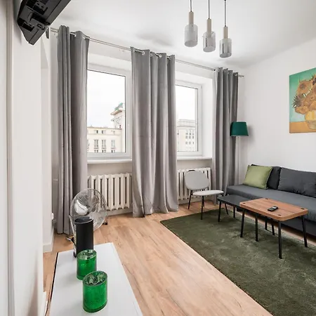 Marszalkowska Centre By Bookinghost